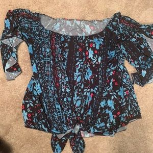 Fun flouncy shirt, size large (14).